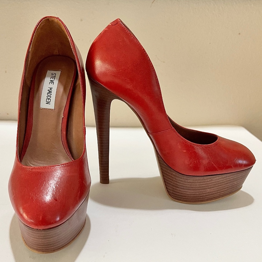 Steve Madden Davea| Heel | Red Leather Wood Platform heel Size 7.5